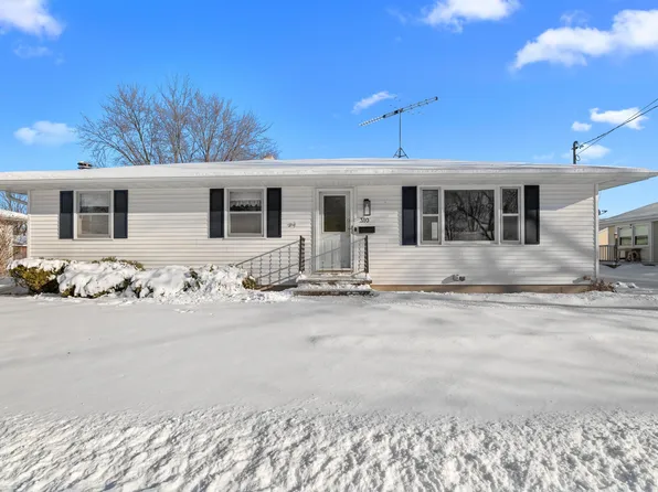 310 Hawk St, Oshkosh, WI 54902