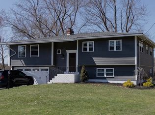 40 Orchard Dr, Big Flats, NY 14814