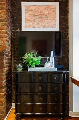 Rented by Buchbinder & Warren | media 27