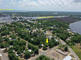 W 10th St, Carrabelle, FL 32322