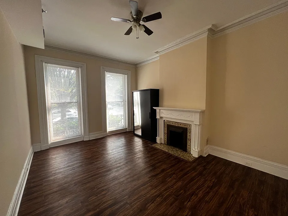 17 E Grace St #17B