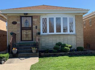 7107 W Irving Park Rd, Chicago, IL 60634