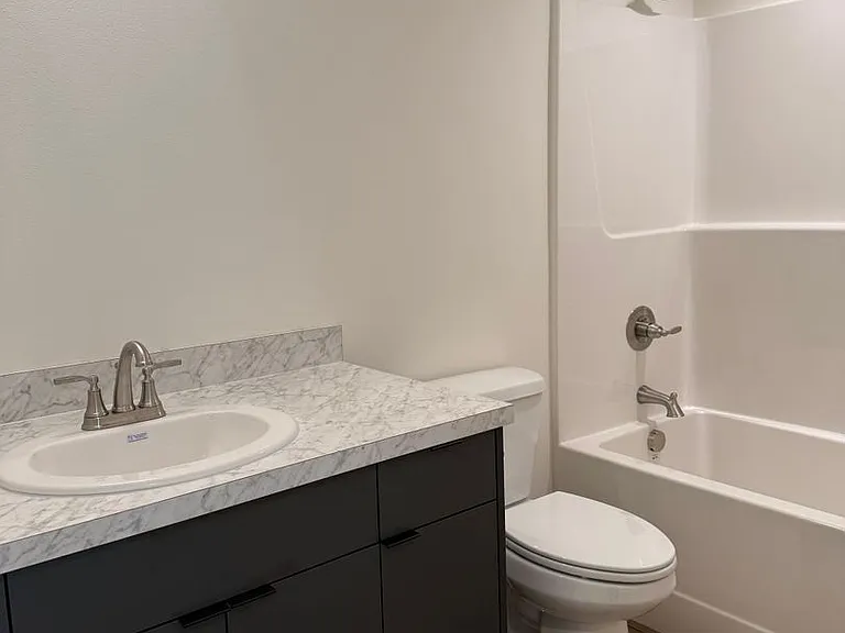 705 W Lake Samish Dr — Photo 35
