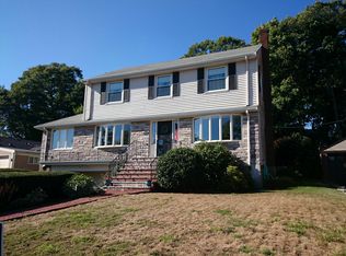 663 W Roxbury Pkwy, West Roxbury, MA 02132