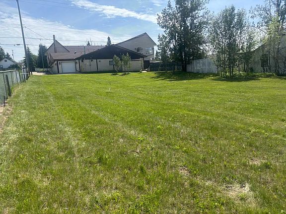 4th image of 4807-4809 49th St