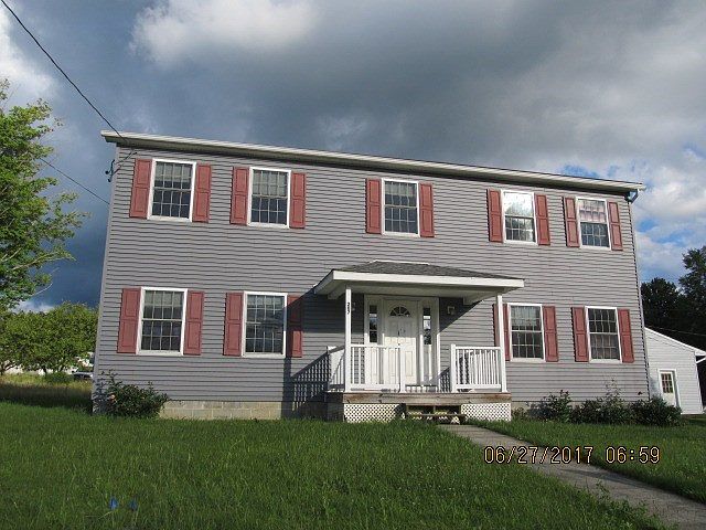 1st image of 207 Cherry St