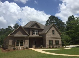 300 Redwood Ave, Dothan, AL 36303