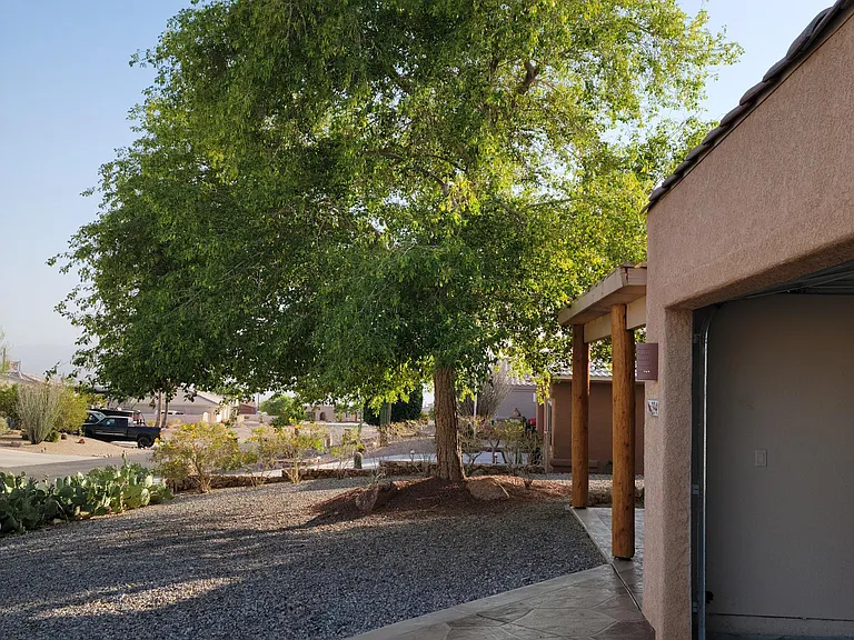 3949 Lunar Dr — Photo 22