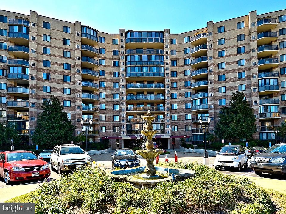 1st image of 8360 Greensboro Dr APT 401