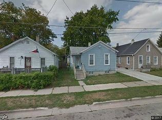 1112 Railroad St, Racine, WI 53404