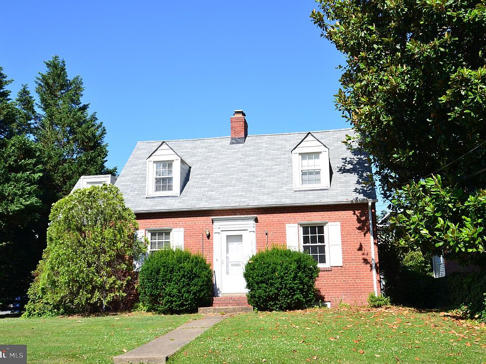 1st image of 2811 Valley Dr
