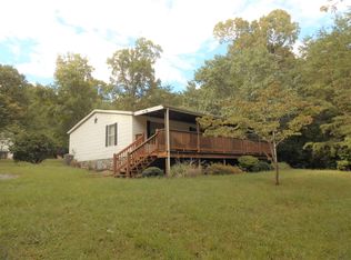 373 Twin Lakes Rd, Evington, VA 24550