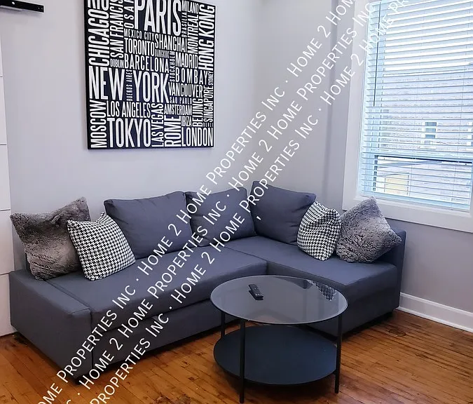 1154 Wyandotte St E #3 — Photo 1