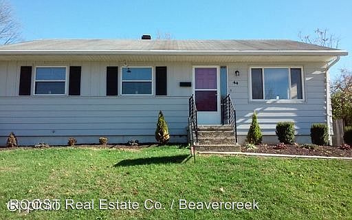 2nd image of 44 Skokiaan Dr