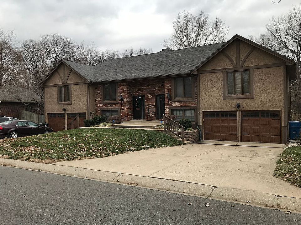 1st image of 2829 S Trenchard Dr
