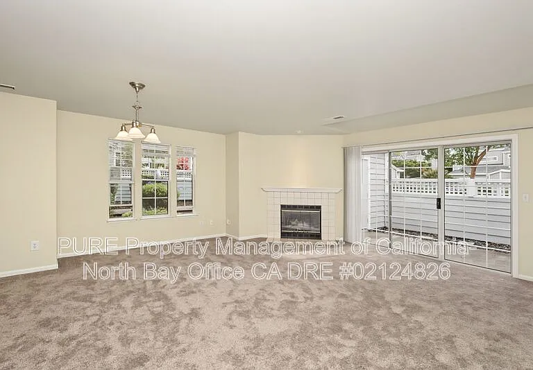 520 Laurel Grove Cir — Photo 4
