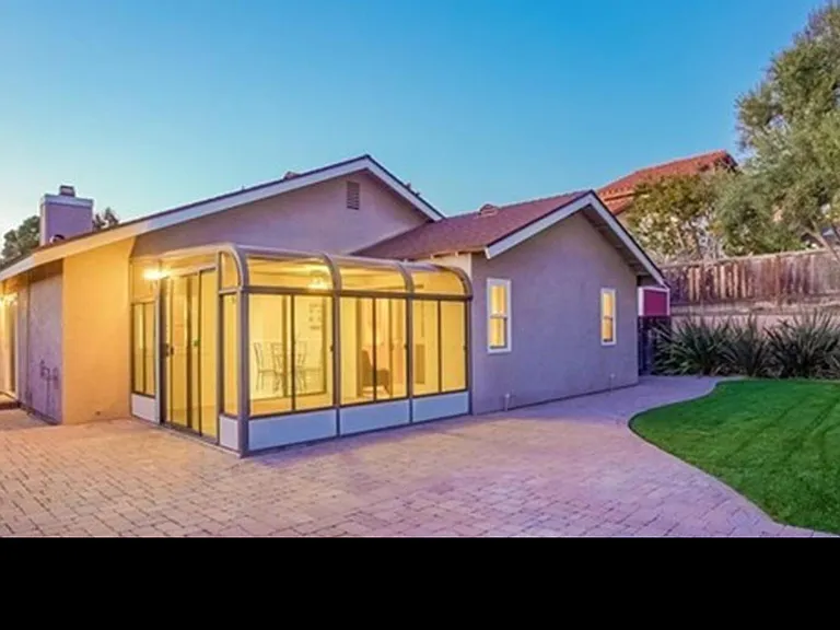 378 Bay Leaf Dr — Photo 2