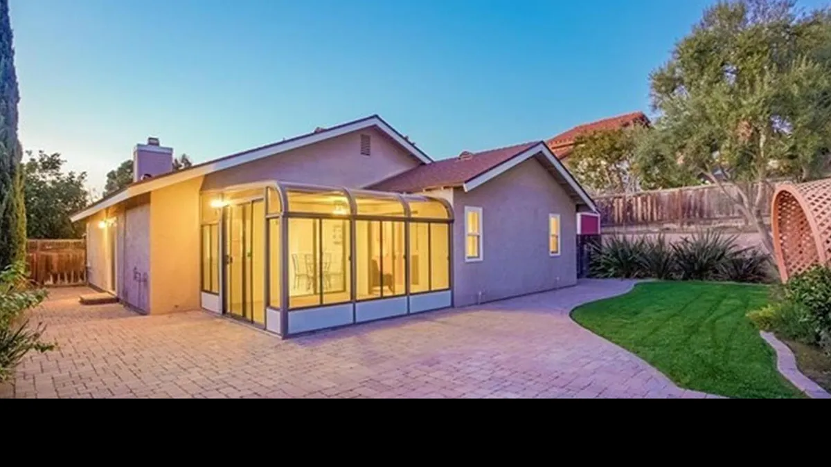 Building Photo - 378 Bay Leaf Dr