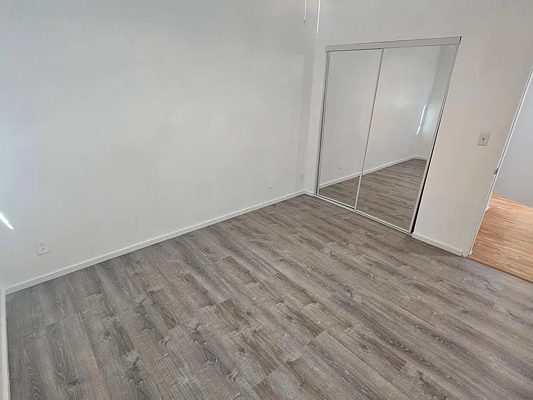 1942 S Corning St #1 — Photo 12