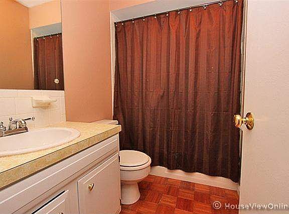 4th image of 1516 Kingsbury Dr