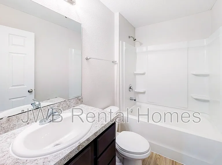 8493 McGirts Village Ln — Photo 7