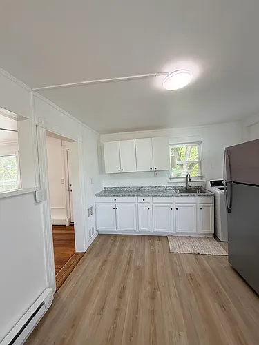 35 Maud St #2 Photo 1