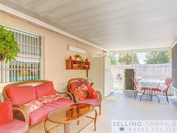 2nd image of 10105 Chapel Hill Ct