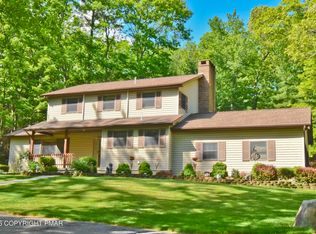 1220 Kroucher Rd, Stroudsburg, PA 18360
