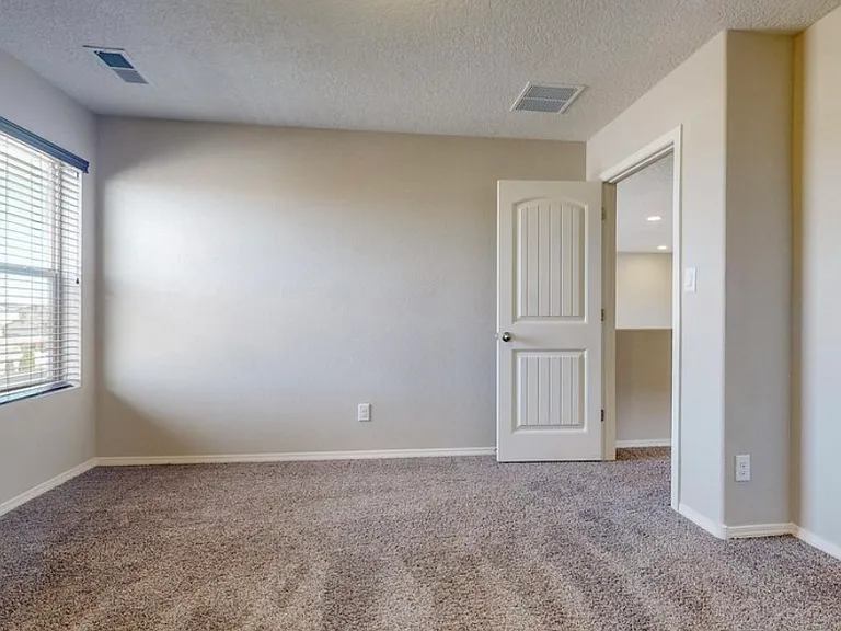 6727 Oro Valley Rd NW — Photo 25
