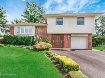 8 Julliard Dr, Plainview, NY, 11803