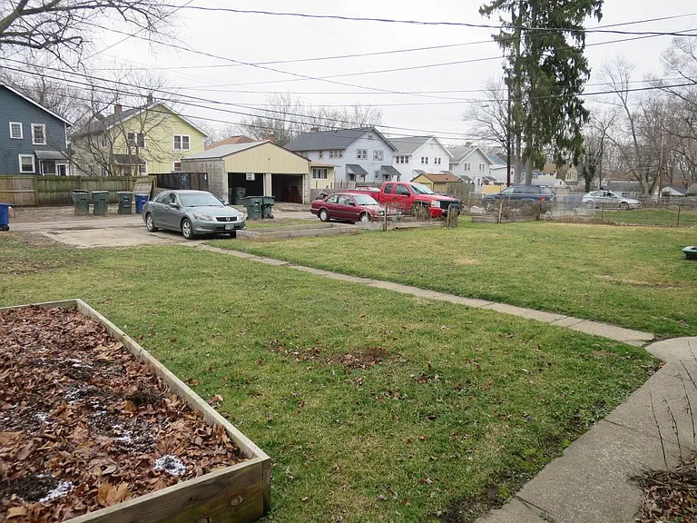 143 W California Ave — Photo 13
