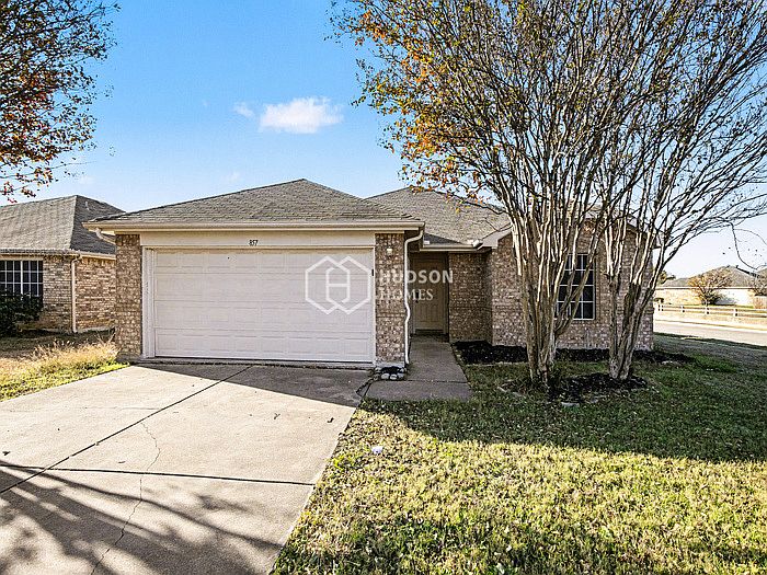 1st image of 857 Canyon Cove Dr
