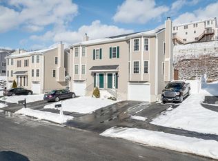 50 Honeysuckle Rd, Worcester, MA 01607
