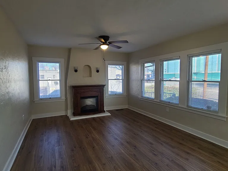 114 Taylor St — Photo 5