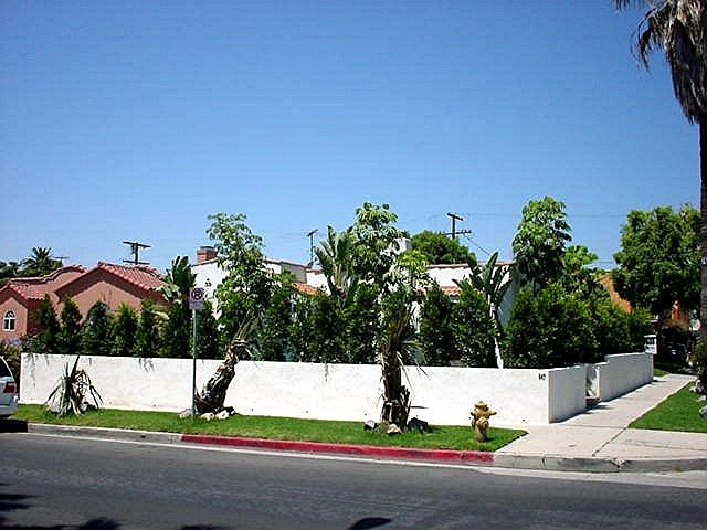 1st image of 547 N Stanley Ave