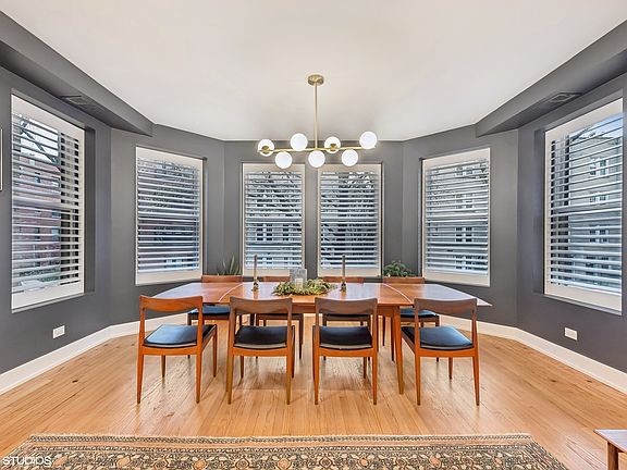 2nd image of 1436 W Elmdale Ave #2
