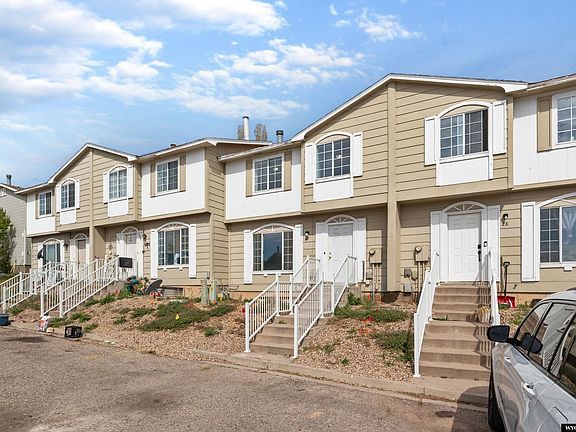 3rd image of 27 Incline Dr