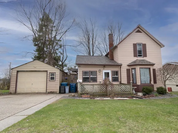 615 Saginaw St, Vassar, MI 48768