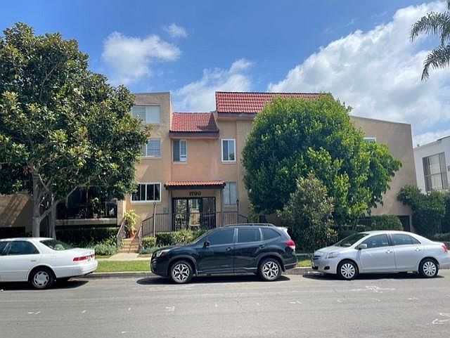 1st image of 1730 Camden Ave APT 201