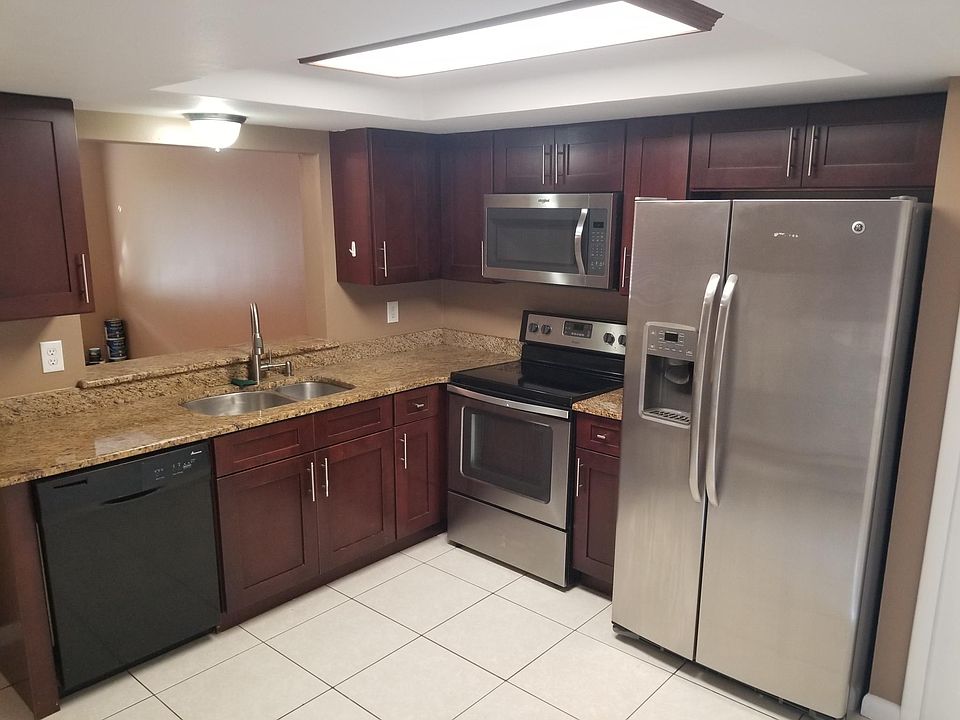 1st image of 12047 Tift Cir