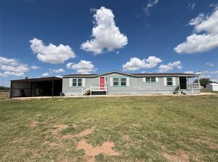 20613 E County Road 156, Blair, OK 73526