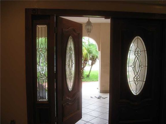 4th image of 1472 NW 196th St