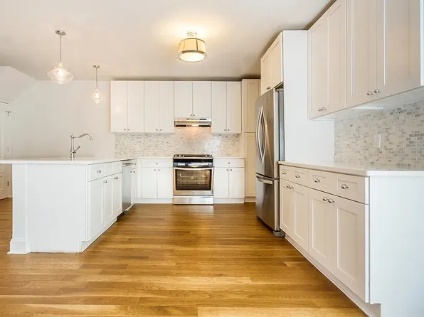 40 West 19th Street image 1 of 37