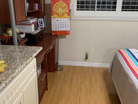 5th image of 4707 El Monte Ave