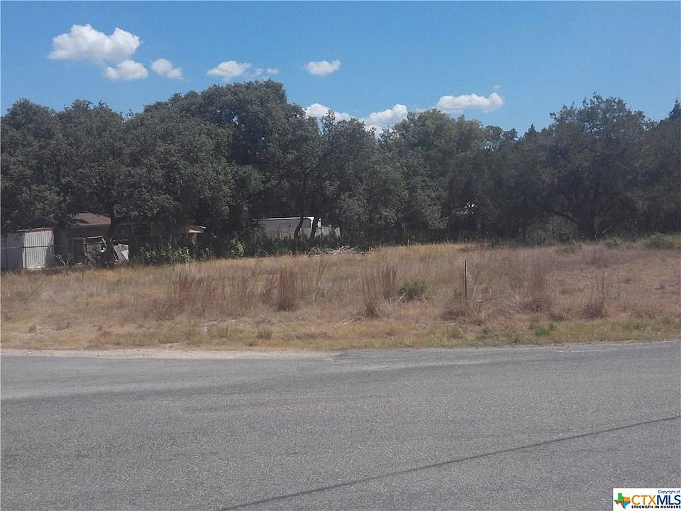 2nd image of 2008 Robin Hood Dr