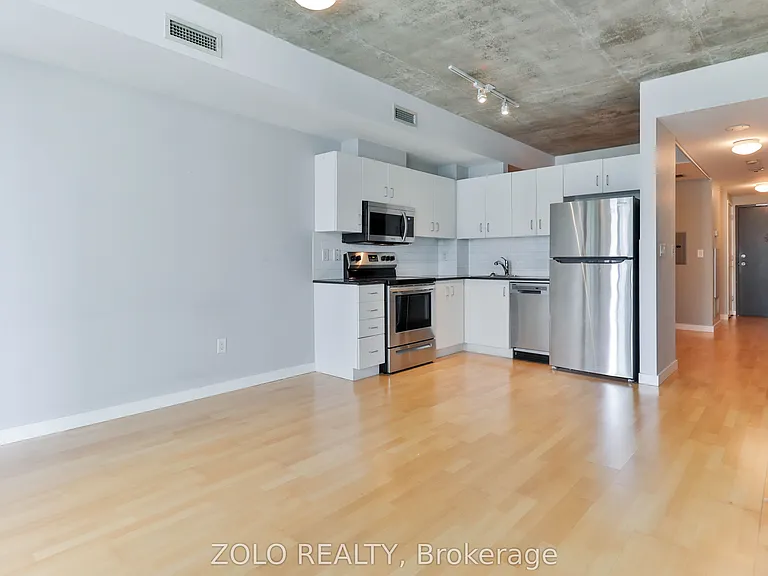 285 Mutual St #709 — Photo 14