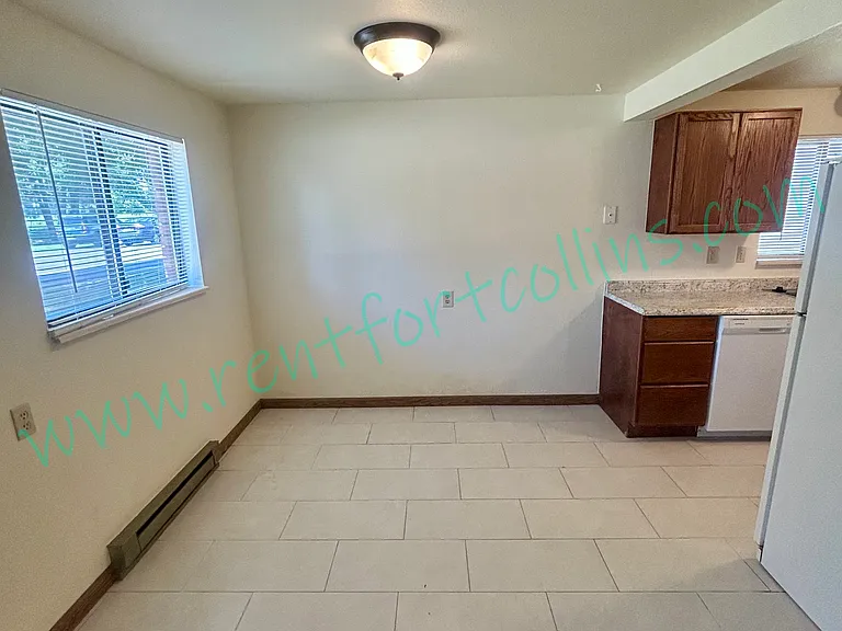 4428 Stover St — Photo 7