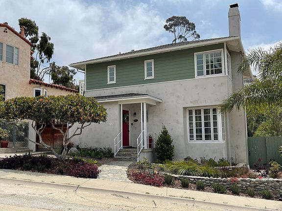 2nd image of 2703 Dove St