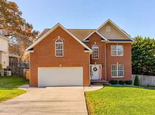 1319 Pershing Hill Ln, Knoxville, TN 37919
