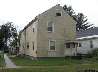 20 Miller St, Johnstown, NY 12095